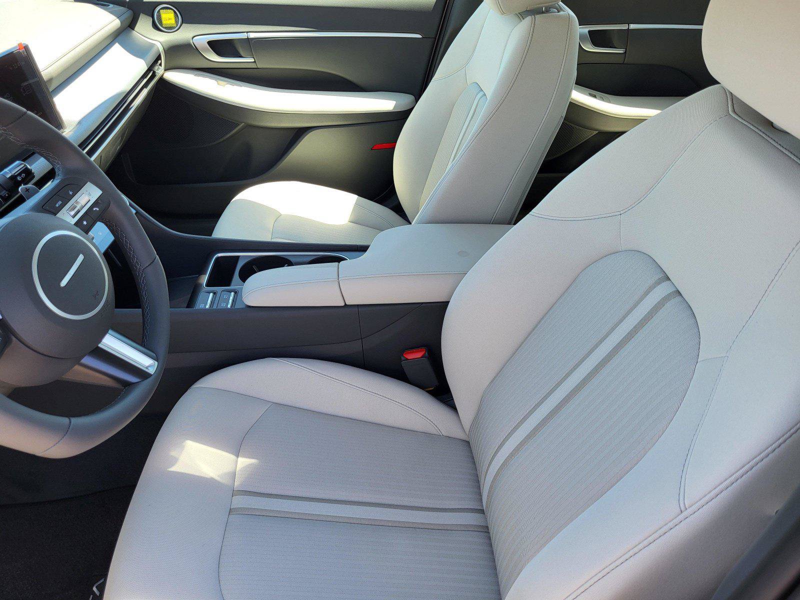 New 2026 Hyundai Sonata SEL FWD image 34