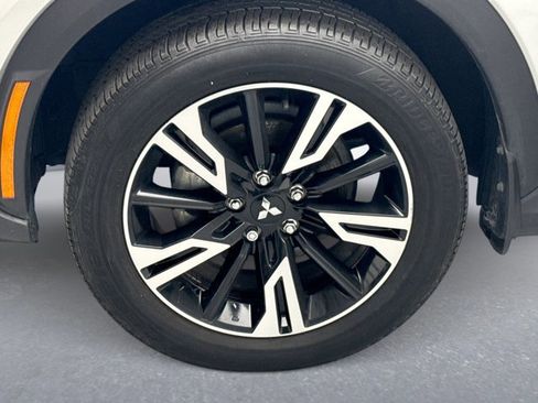 Used 2023 Mitsubishi Eclipse Cross SE image 23