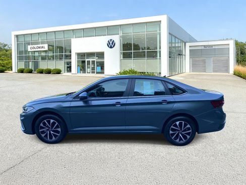 Used 2026 Volkswagen Jetta S FWD image 2