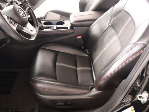 Used 2023 Nissan Altima 2.5 SR image 10