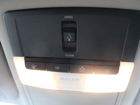 New 2025 Nissan Altima 2.5 SV w/ SV Special Edition Package image 18