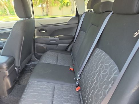 Used 2024 Mitsubishi Outlander Sport ES AWD/4WD image 11