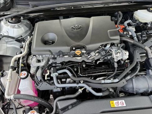 Used 2025 Toyota Camry LE image 34