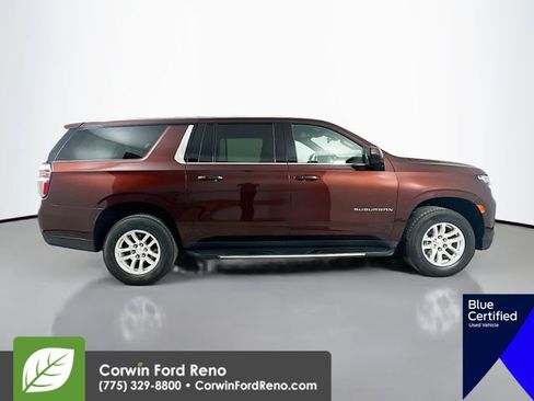 Used 2022 Chevrolet Suburban LT image 10