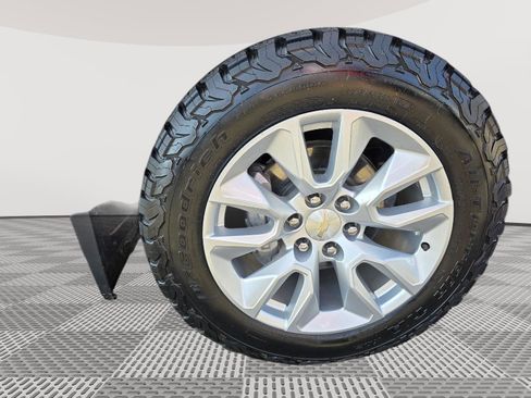 Used 2021 Chevrolet Silverado 1500 Custom image 22
