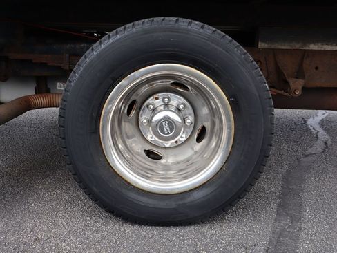Used 2014 Ford E-450 and Econoline 450 Super Duty w/ Power Windows & Locks Group RWD image 12