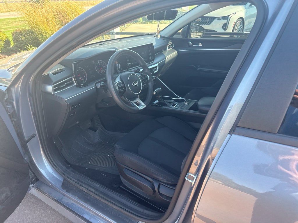 Used 2021 Kia K5 LXS FWD image 7