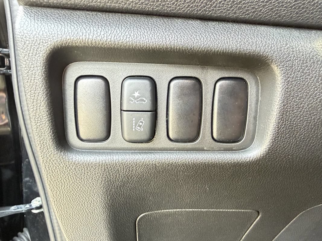 Used 2024 Mitsubishi Outlander Sport LE AWD/4WD image 11