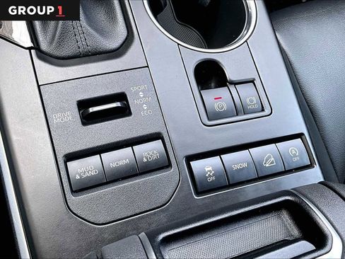 Used 2021 Toyota Highlander XLE image 35