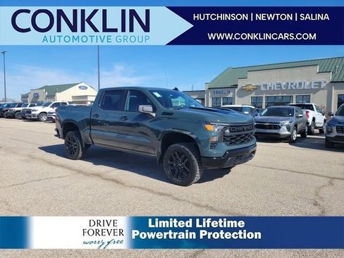 New 2026 Chevrolet Silverado 1500 Custom Trail Boss w/ Dark Appearance Package image 1