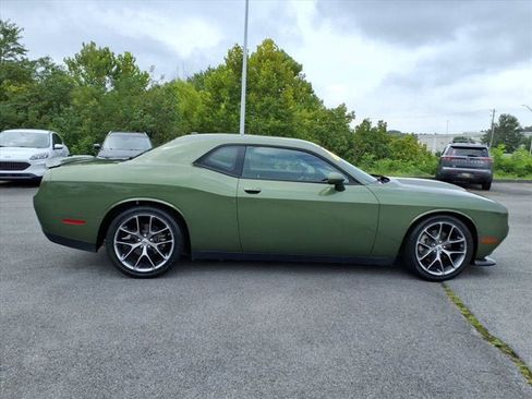Used 2022 Dodge Challenger GT RWD image 4