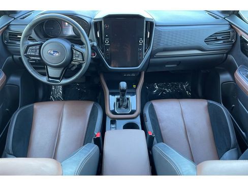 Used 2025 Subaru Forester Touring image 15