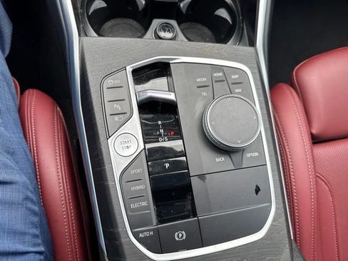 Used 2023 BMW 330e w/ M Sport Package RWD image 18