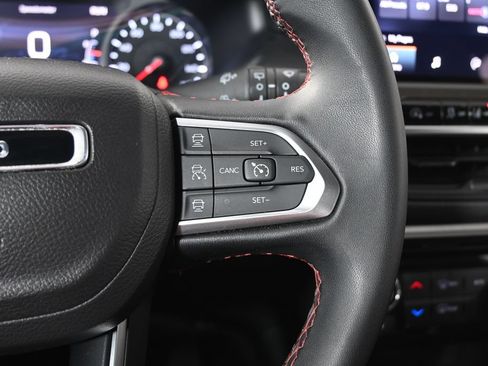 Used 2024 Jeep Compass Trailhawk AWD/4WD image 35