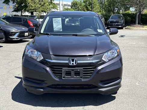 Used 2018 Honda HR-V LX image 6