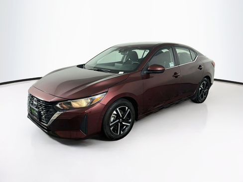 Used 2025 Nissan Sentra SV FWD image 3
