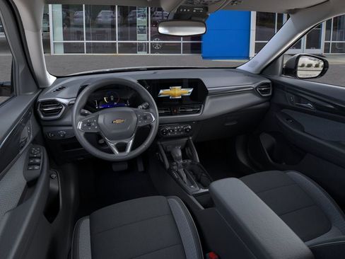 New 2026 Chevrolet TrailBlazer LT w/ Convenience Package FWD image 15