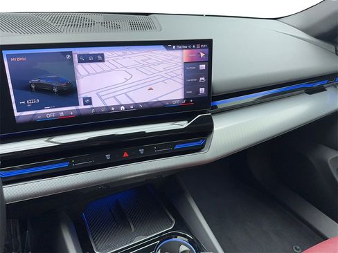 Used 2026 BMW 530i xDrive image 23