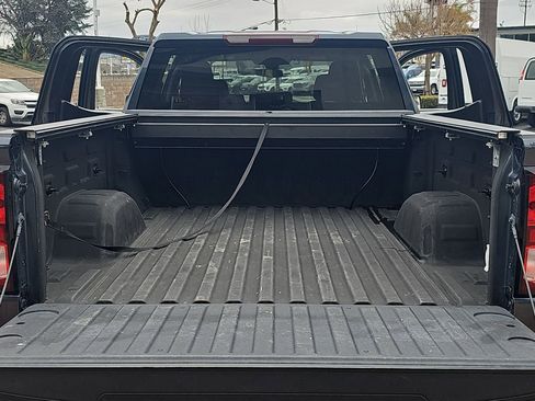 Used 2021 GMC Sierra 1500 Base w/ Convenience Package image 12