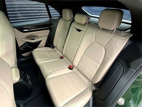 Used 2025 Porsche Macan Electric image 41