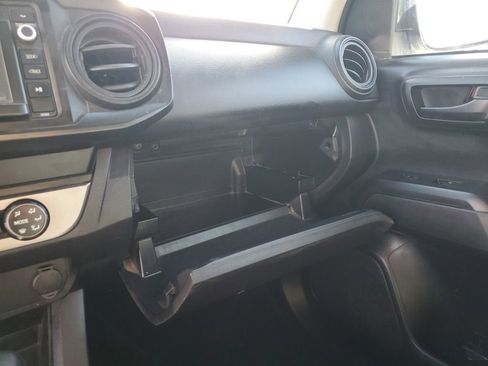 Used 2019 Toyota Tacoma SR image 22