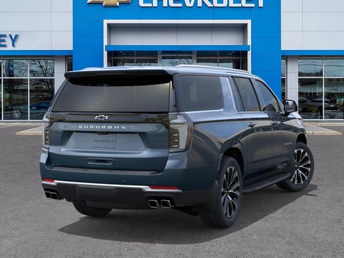 New 2025 Chevrolet Suburban High Country image 28