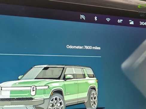 Used 2025 Rivian R1S Adventure AWD/4WD image 49