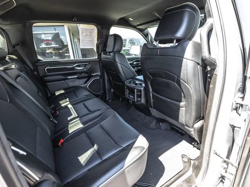 Used 2024 RAM 1500 Laramie AWD/4WD image 33