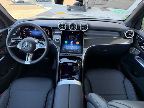 New 2026 Mercedes-Benz GLC 350e 4MATIC image 11