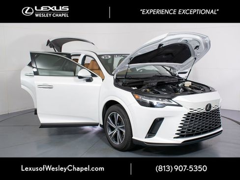 Used 2025 Lexus RX 350 FWD w/ Accessory Package image 17
