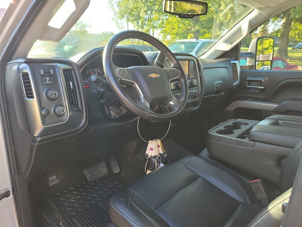 Used 2015 Chevrolet Silverado 3500 LTZ w/ Duramax Plus Package AWD/4WD image 26