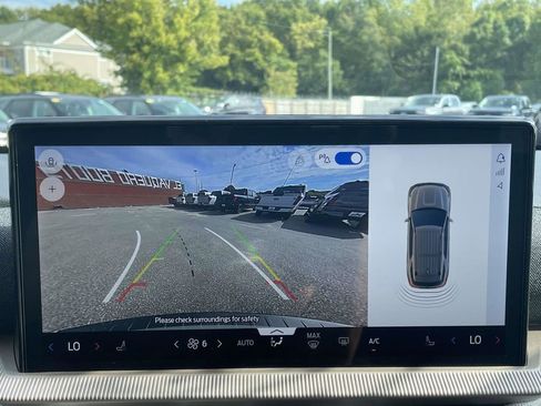 New 2025 Ford Explorer Active image 20