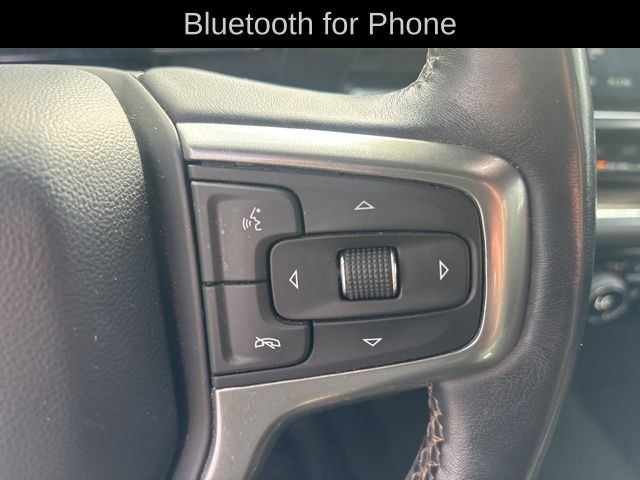 Used 2022 Chevrolet Silverado 1500 LT w/ Leather Package AWD/4WD image 15