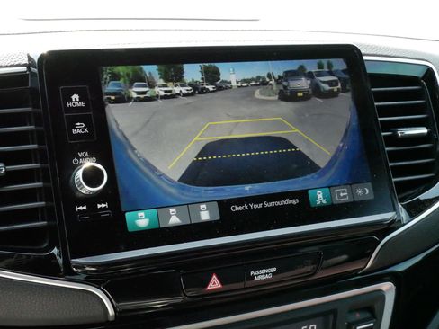 Certified 2026 Honda Ridgeline Black Edition image 32