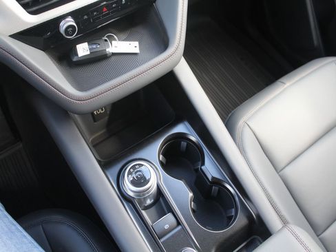 New 2026 Ford Explorer Active w/ Active Comfort Package image 15