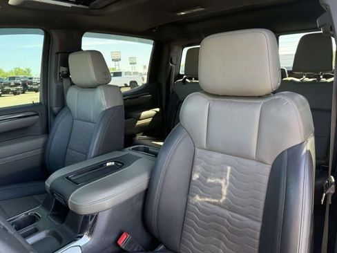 Used 2022 Chevrolet Silverado 1500 ZR2 w/ Technology Package AWD/4WD image 13