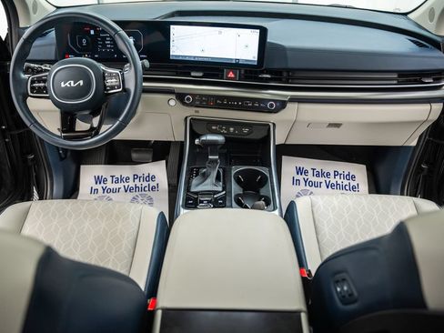 Used 2025 Kia Carnival SX FWD image 23