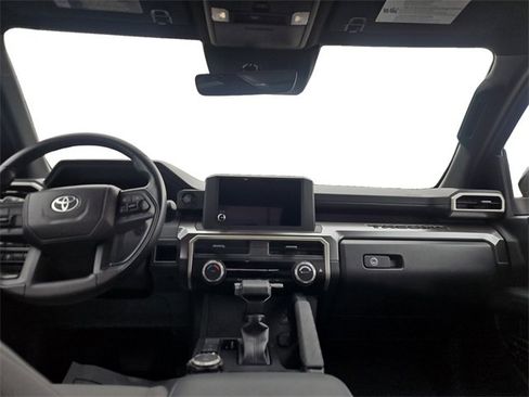 Used 2024 Toyota Tacoma SR5 image 10