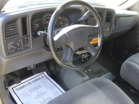 Used 2007 Chevrolet Silverado 2500 LT w/ Heavy-Duty Power Package image 17