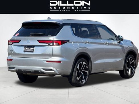 Used 2024 Mitsubishi Outlander SEL AWD/4WD image 4