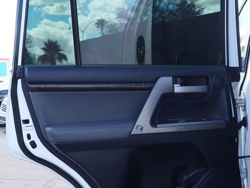 Used 2008 Toyota Land Cruiser image 29