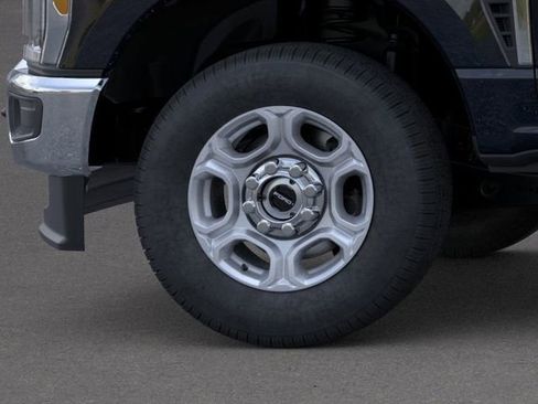 New 2026 Ford F250 XLT image 19