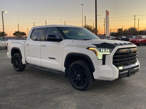 Used 2024 Toyota Tundra Limited image 3