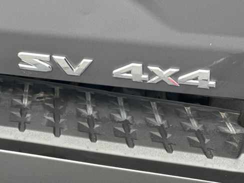 Used 2022 Nissan Titan SV w/ Accessory Utility Package image 30