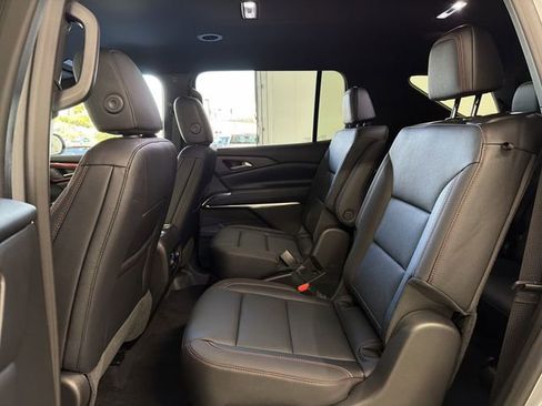 Certified 2026 Chevrolet Traverse Z71 image 19