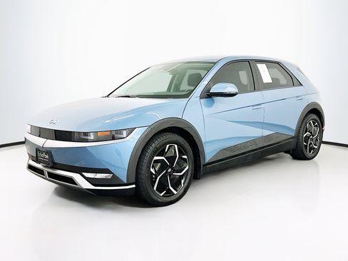 Used 2024 Hyundai Ioniq 5 SEL image 3