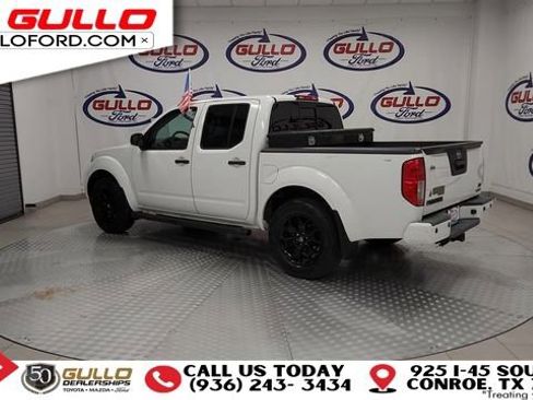 Used 2018 Nissan Frontier SV w/ Value Truck Package image 6