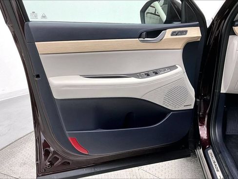 Used 2023 Hyundai Palisade Limited w/ Cargo Package AWD/4WD image 18