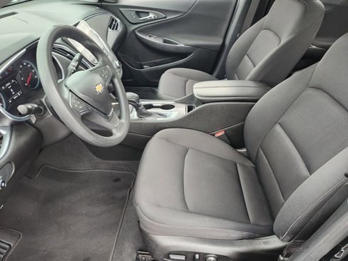Used 2021 Chevrolet Malibu LT image 14