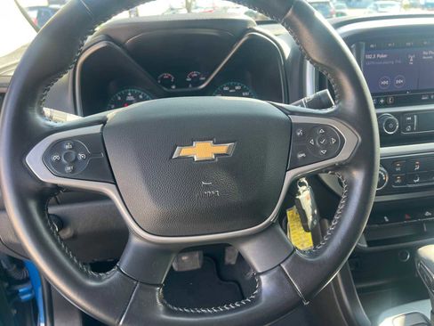 Used 2022 Chevrolet Colorado LT w/ LT Convenience Package image 15